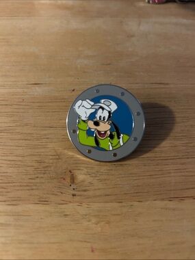 Goofy Disney Cruise Line Mystery Pin